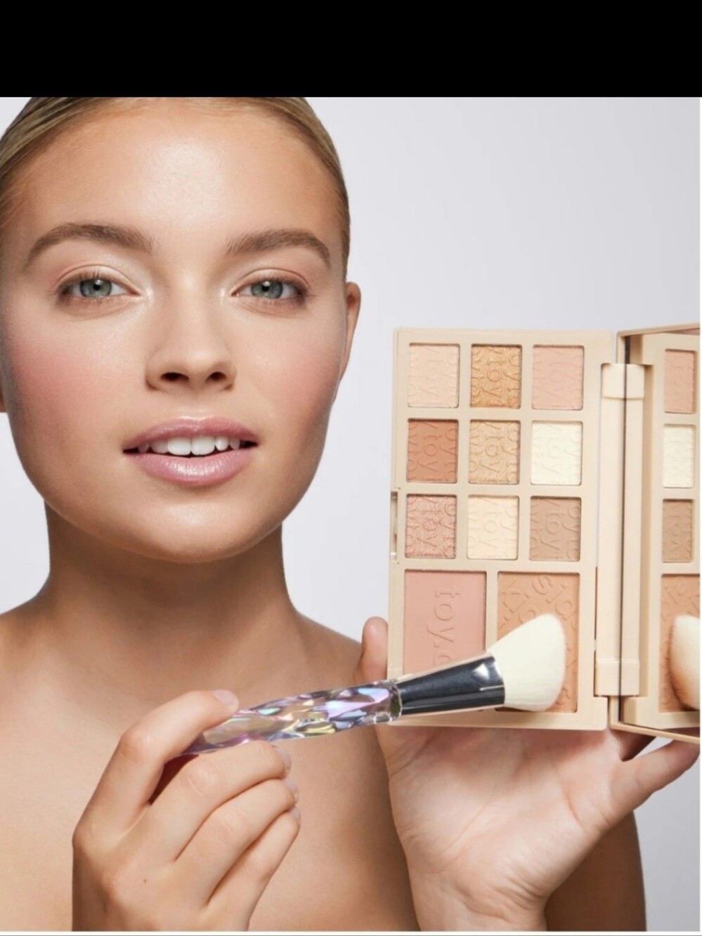 Toy Factory /sidekickone Neutral Eyeshadow Palette - Holographic Packaging